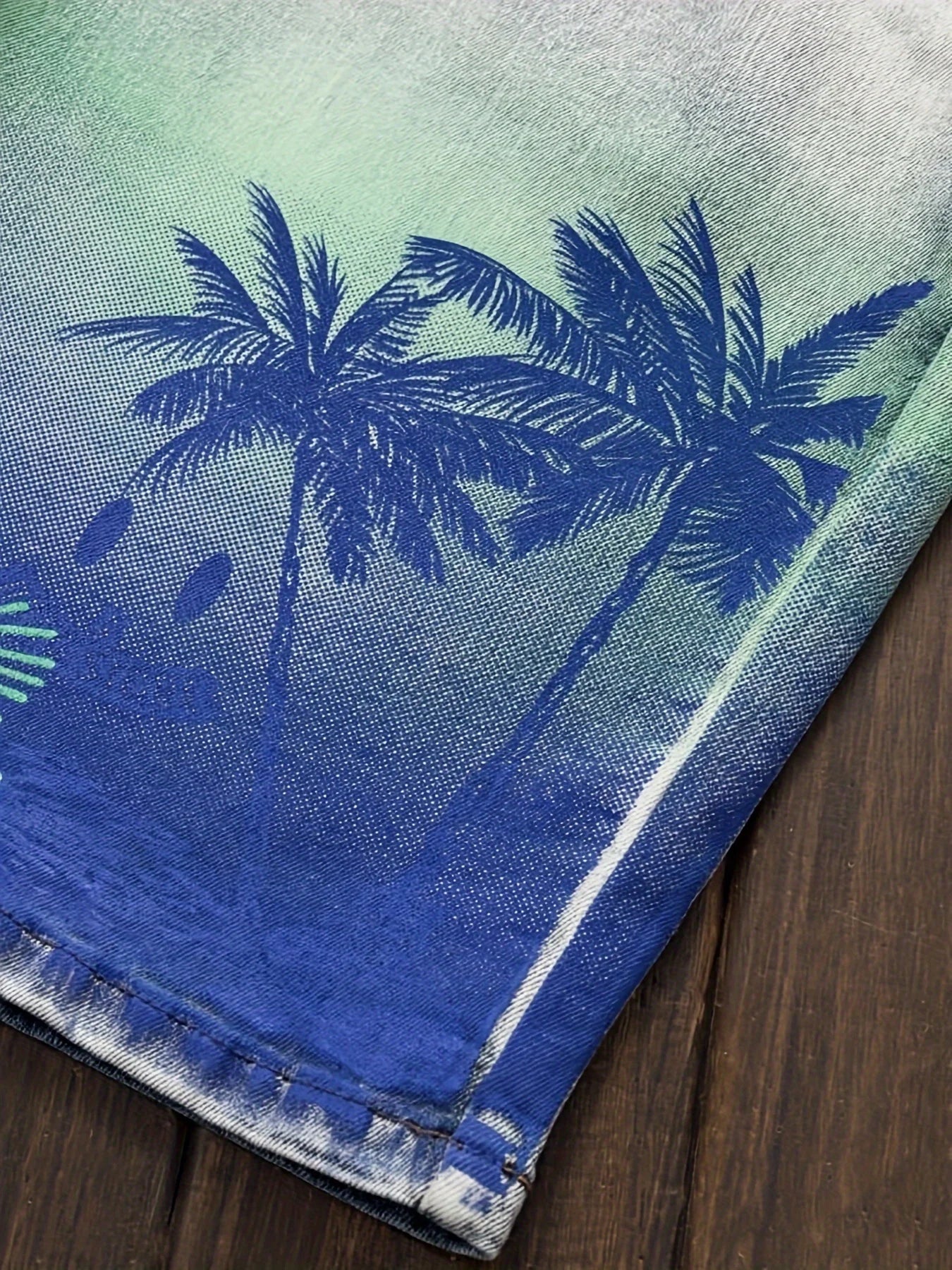 New European and American vintage Hawaiian style printed ripped jeans
